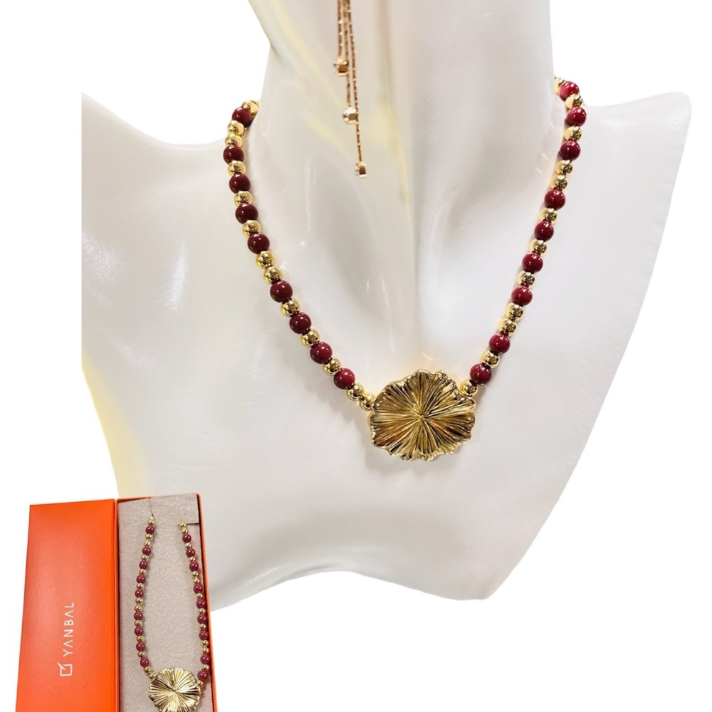 Yanbal Hibiscus Flower Pendant Necklace / Collar Para Mujer Cadena Aupud 24k